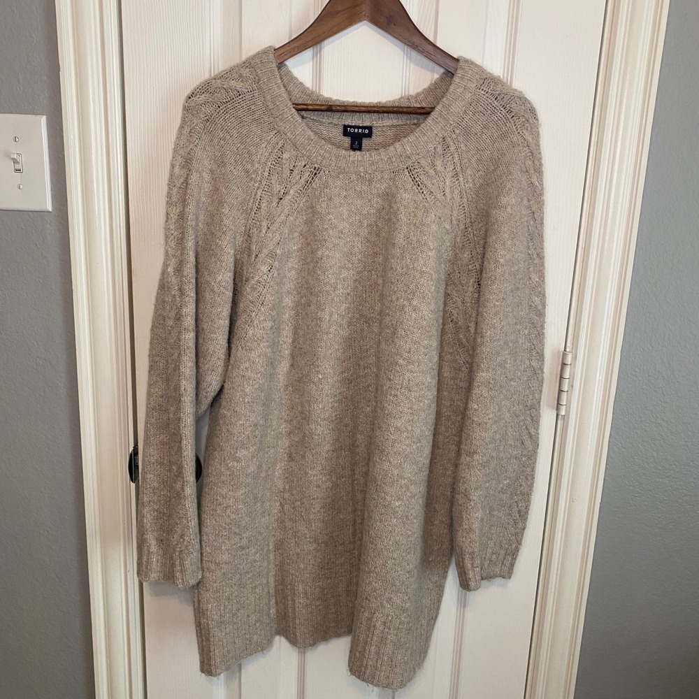Torrid Womens Plus 2 2X Sweater Cable Knit Tan Heather‎ Pointelle Raglan Tunic